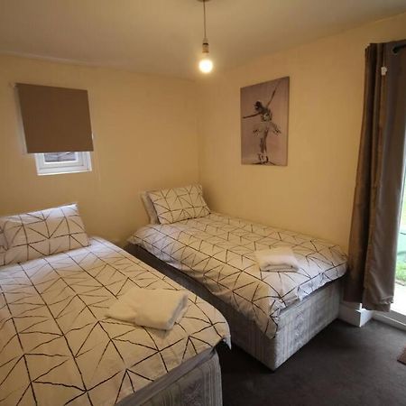 Willesden Lodge London Eksteriør bilde