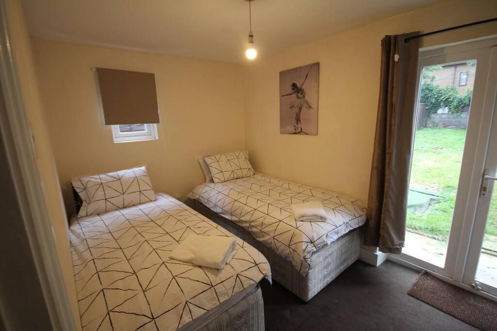 Willesden Lodge London Eksteriør bilde